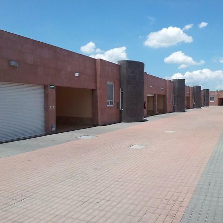 Motel Paraiso Suites Querétaro Eksteriør billede